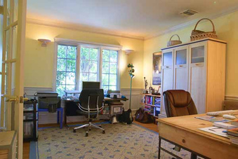 Enlarge photo 25