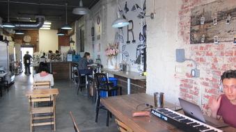 Enlarge photo 4