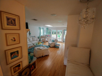 Enlarge photo 80