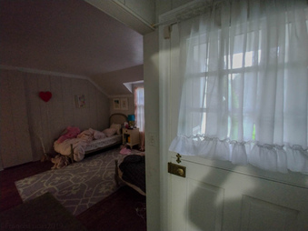 Enlarge photo 112