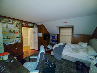 Enlarge photo 143
