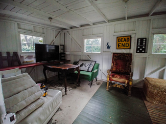 Enlarge photo 33