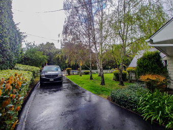 Enlarge photo 73