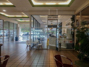 Enlarge photo 9