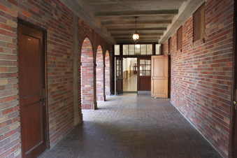 Enlarge photo 22