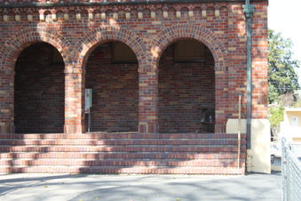 Enlarge photo 84