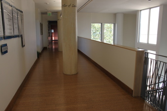 Enlarge photo 79