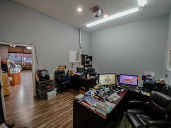 Enlarge photo 16