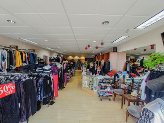 Enlarge photo 12