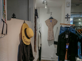 Enlarge photo 18