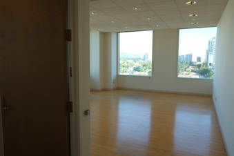 Enlarge photo 26