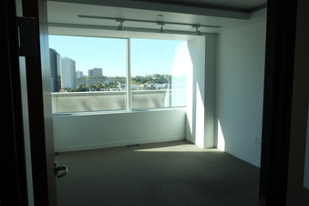 Enlarge photo 27