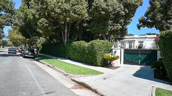 Enlarge photo 2
