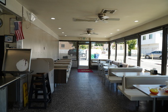 Enlarge photo 12