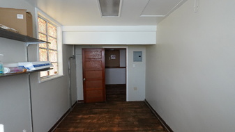 Enlarge photo 13