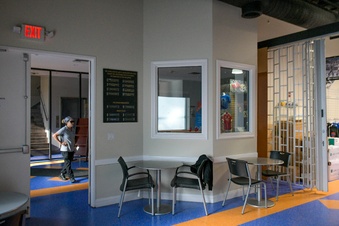 Enlarge photo 22
