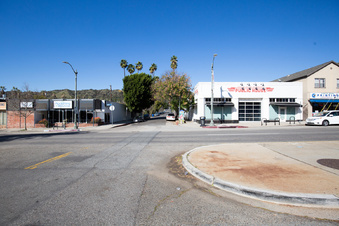Enlarge photo 63