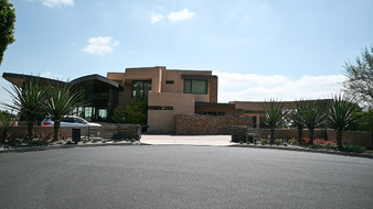 Enlarge photo 2