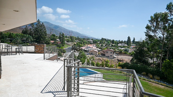 Enlarge photo 15