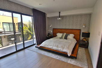 Enlarge photo 46