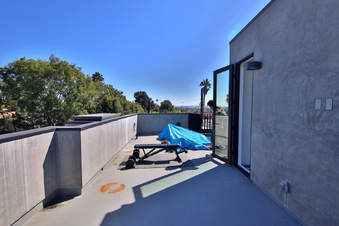 Enlarge photo 54