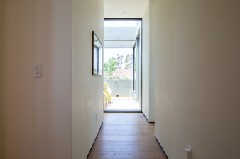 Enlarge photo 28