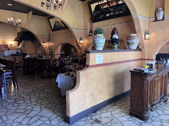 Lunch Restaurant 
