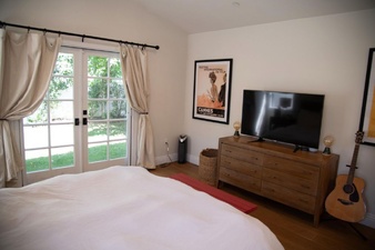 Enlarge photo 23
