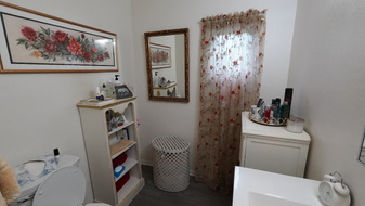 Enlarge photo 18