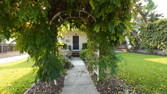 Enlarge photo 2