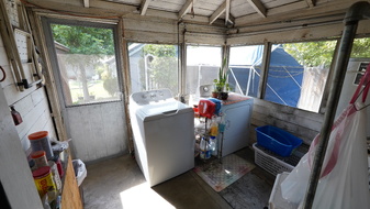 Enlarge photo 32