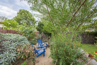 Enlarge photo 48