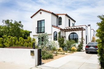 A300 SLAKE - ATWATER VILLAGE