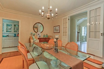 Enlarge photo 32