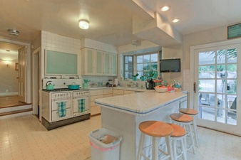 Enlarge photo 37
