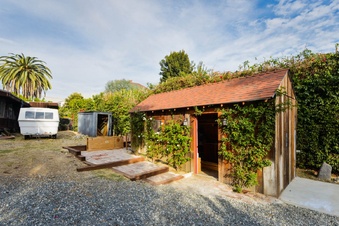 Enlarge photo 44