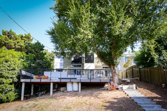 Enlarge photo 42