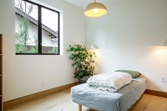 Enlarge photo 32