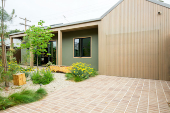 Enlarge photo 58