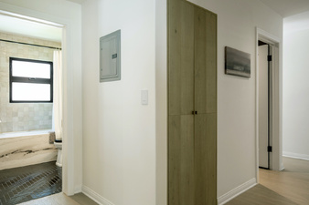 Enlarge photo 38