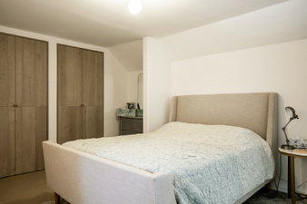 Enlarge photo 42