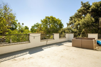 Enlarge photo 45