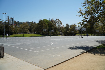 Enlarge photo 36