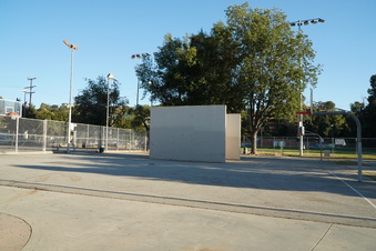 Enlarge photo 2
