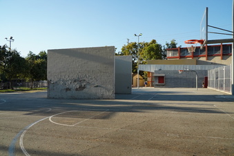 Enlarge photo 12