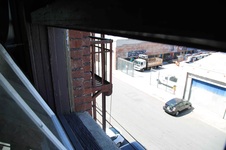 Enlarge photo 51