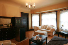 Enlarge photo 89
