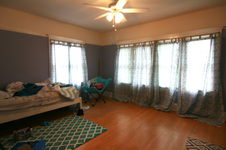 Enlarge photo 129