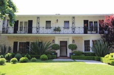 533 Loring Ave.