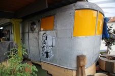 Enlarge photo 210